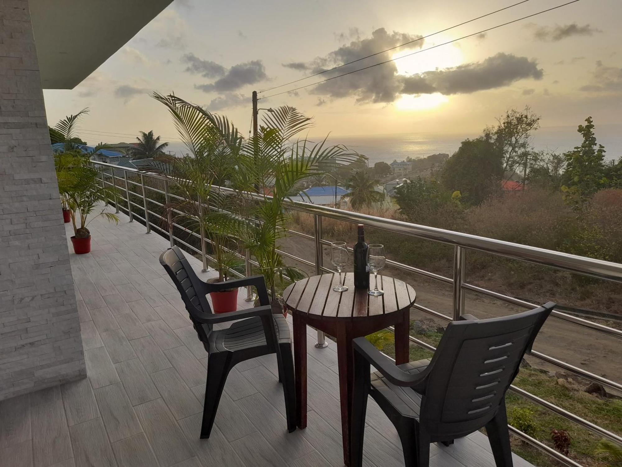 Serenity Seaview Suite Anse La Raye Ngoại thất bức ảnh